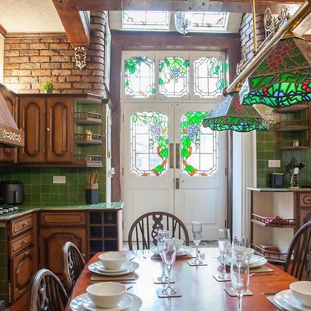 Victorian Elegance At Kingscliffe, Sleeps 17 Villa Manchester Kültér fotó