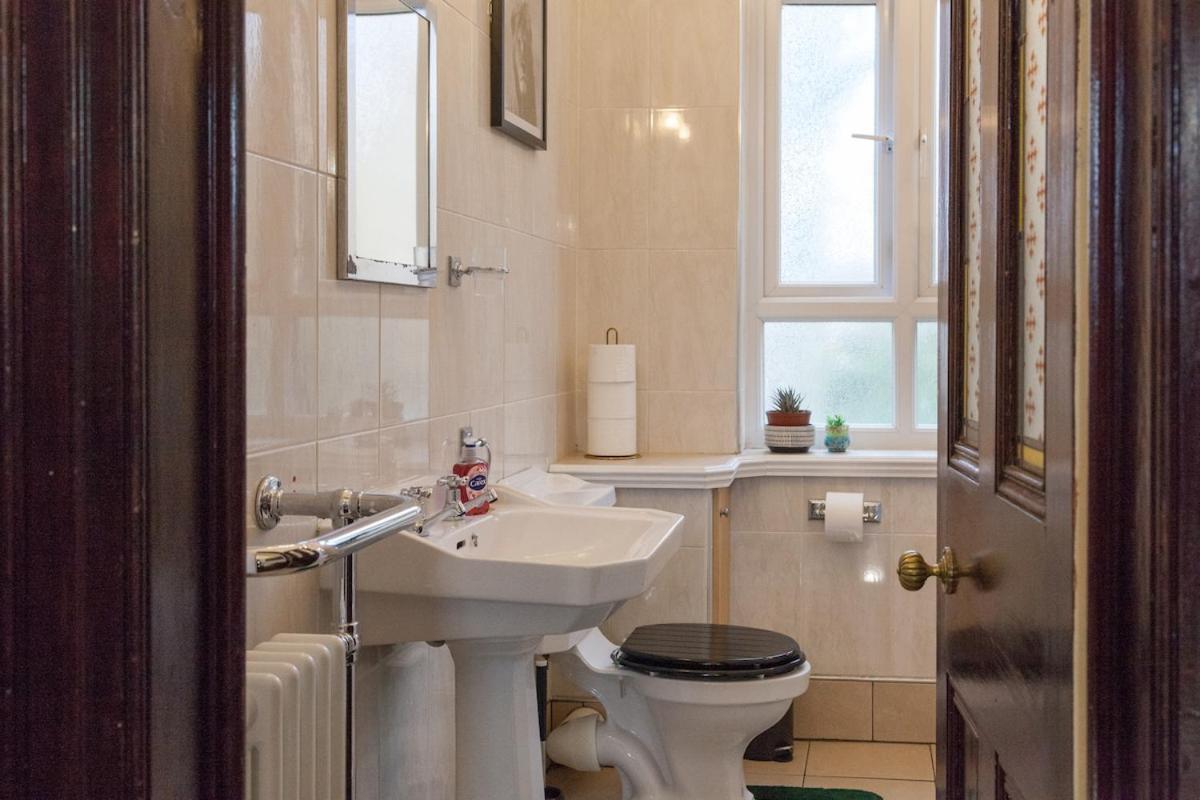 Victorian Elegance At Kingscliffe, Sleeps 17 Villa Manchester Kültér fotó