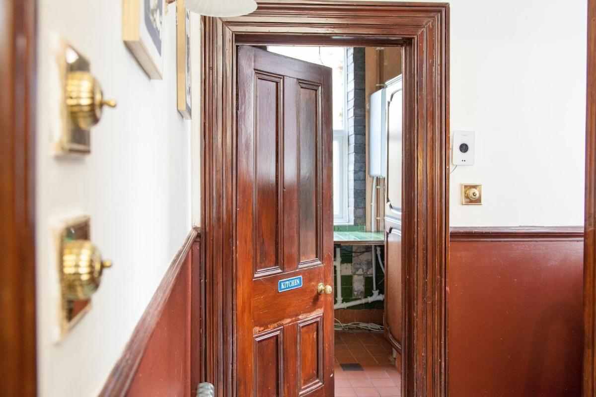 Victorian Elegance At Kingscliffe, Sleeps 17 Villa Manchester Kültér fotó