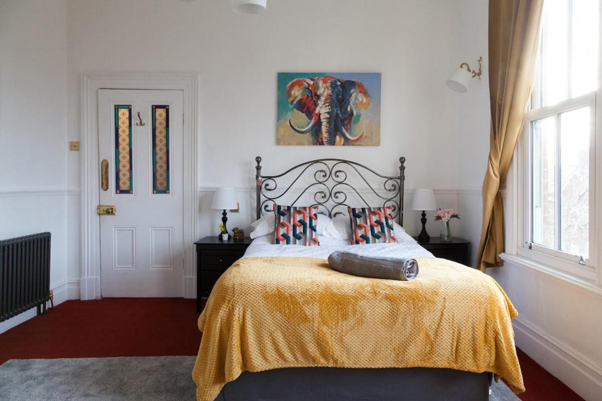 Victorian Elegance At Kingscliffe, Sleeps 17 Villa Manchester Kültér fotó